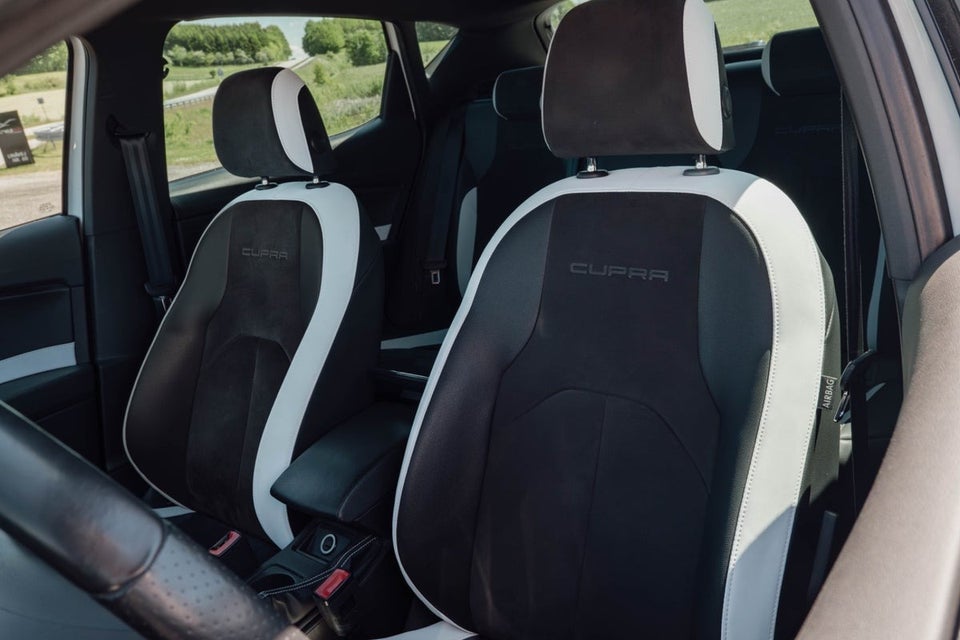Seat Leon 2,0 TSi 280 Cupra DSG 5d