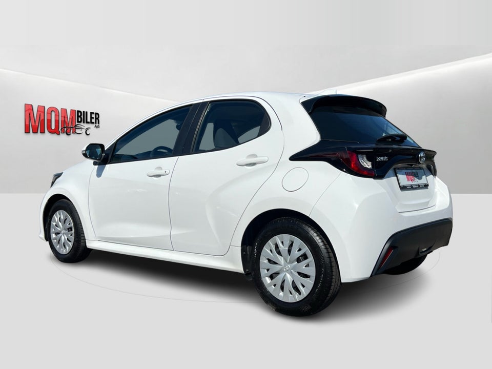 Toyota Yaris 1,5 Hybrid Essential e-CVT 5d