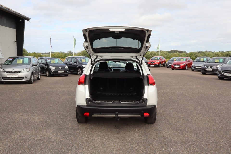Peugeot 2008 1,2 VTi 82 Allure 5d