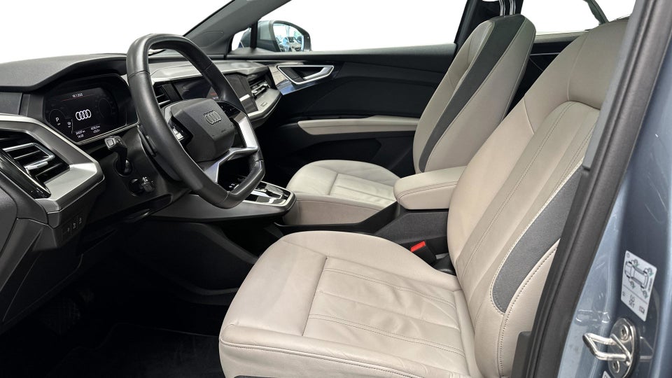 Audi Q4 e-tron 35 S-line 5d