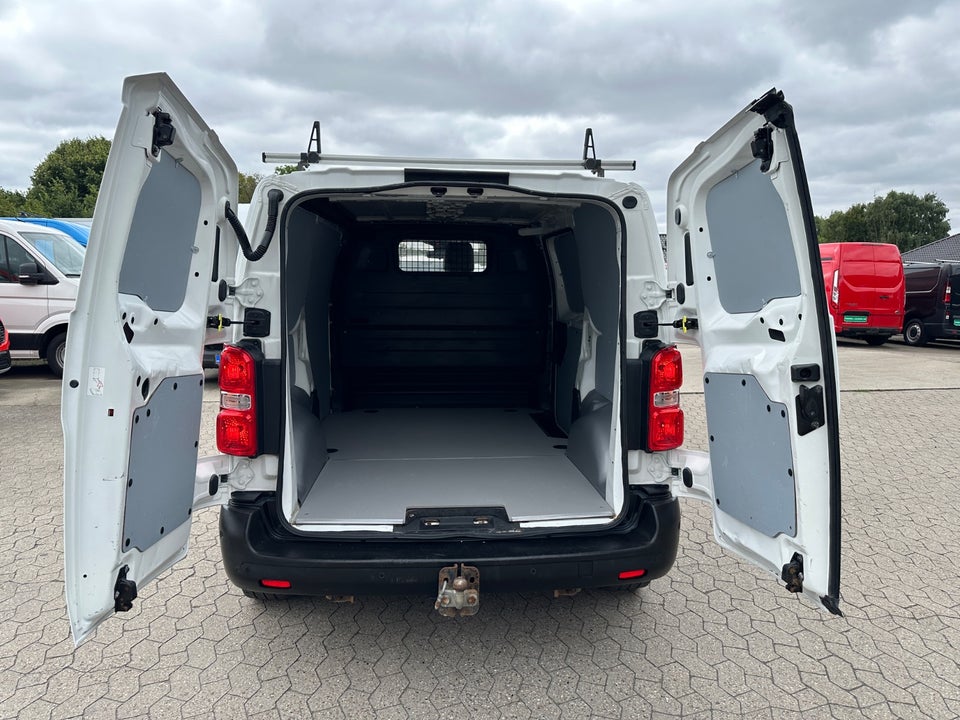 Peugeot e-Expert 75 L2 Plus Van