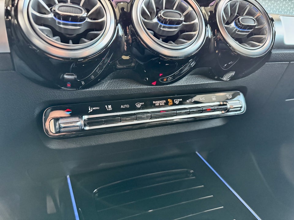 Mercedes EQB250+ Progressive 5d