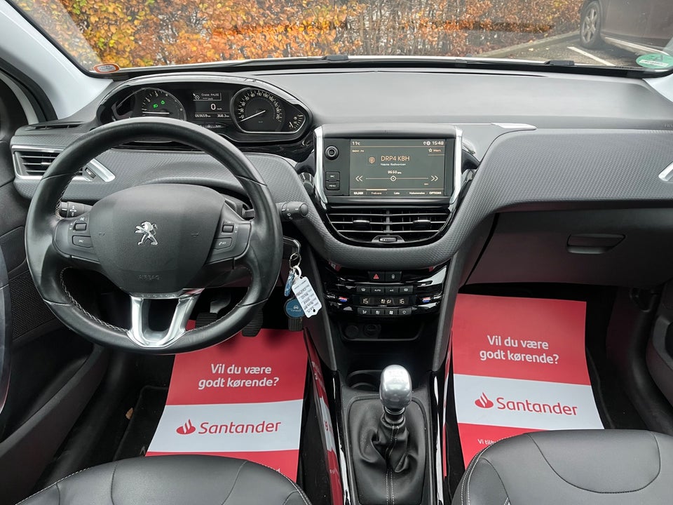 Peugeot 2008 1,2 PureTech 110 Prestige Sky 5d