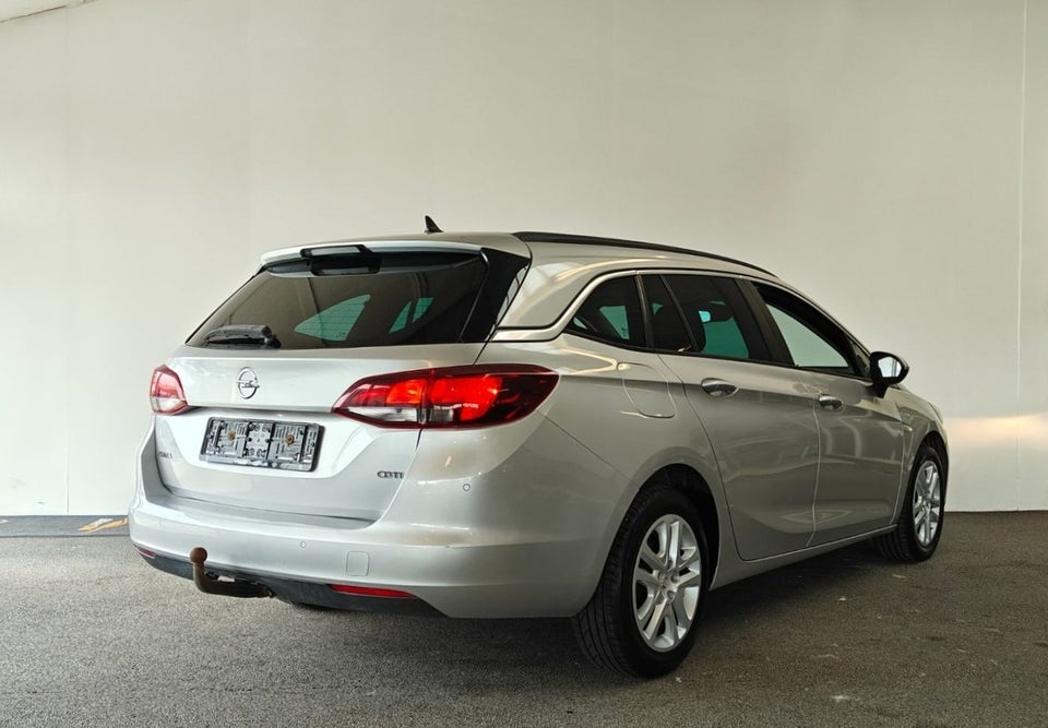 Opel Astra 1,6 CDTi 136 Enjoy Sports Tourer 5d