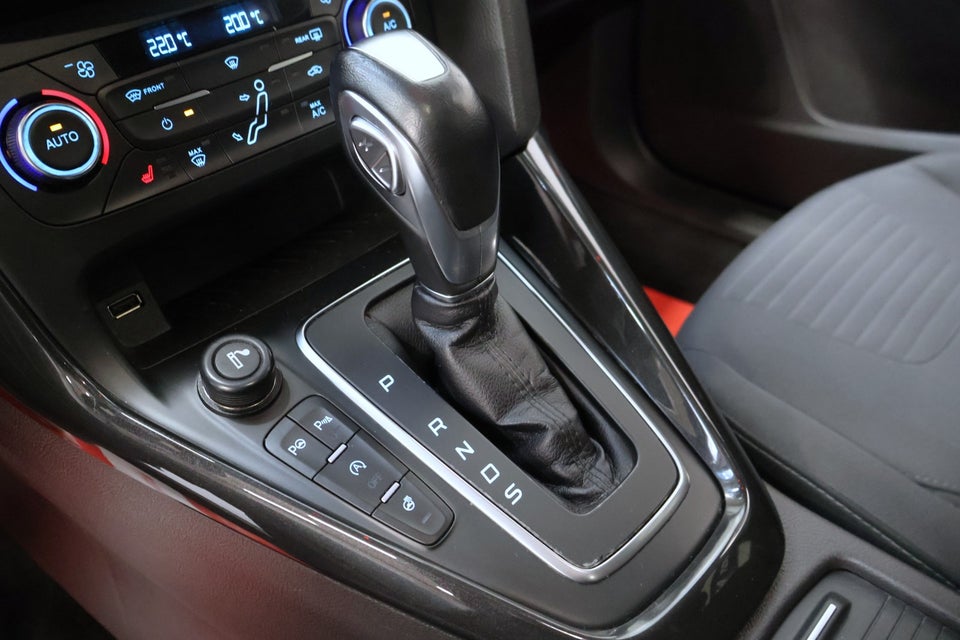 Ford Focus 1,0 EcoBoost Titanium stc. aut. 5d