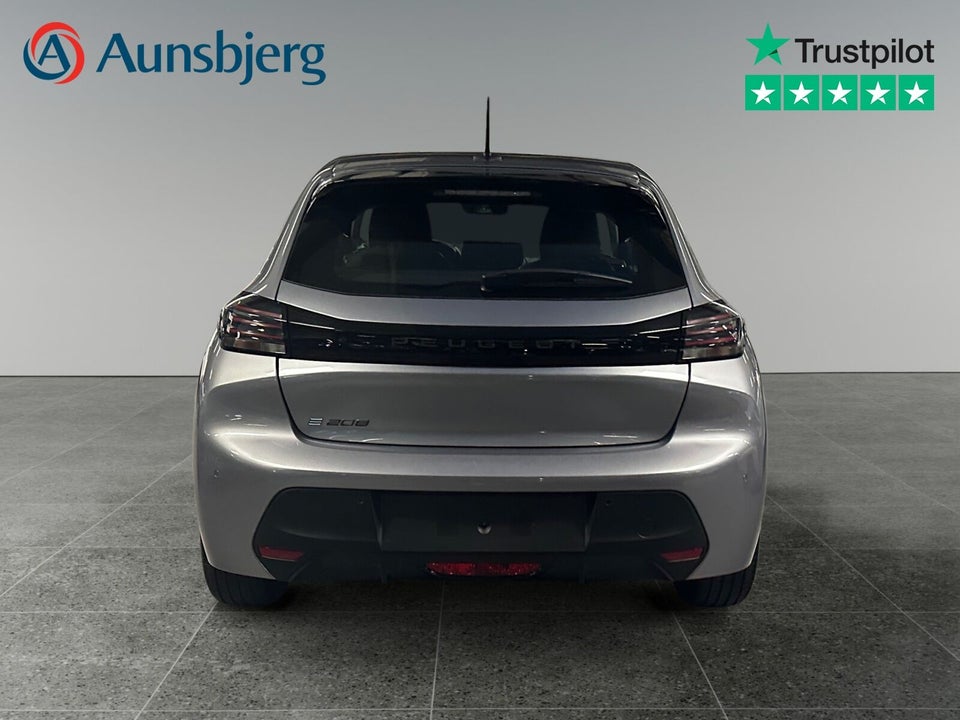 Peugeot e-208 50 Style 5d