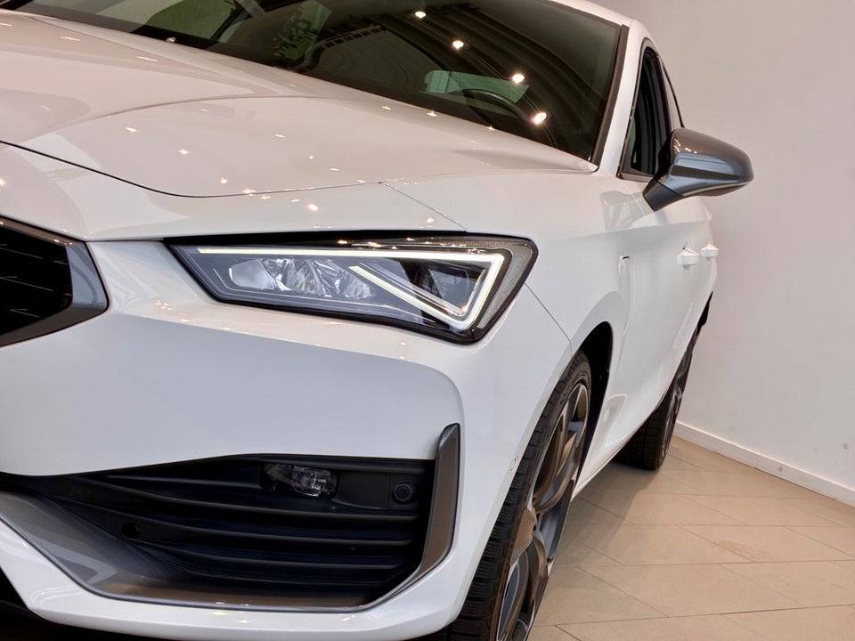 Cupra Leon 1,4 eHybrid DSG 5d