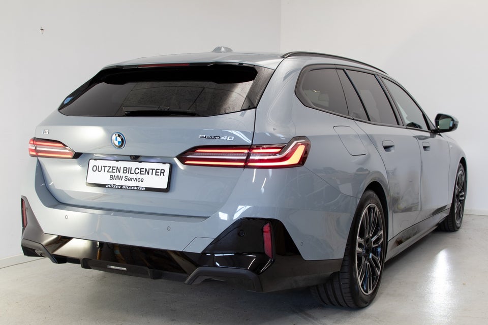 BMW i5 eDrive40 Touring M-Sport 5d