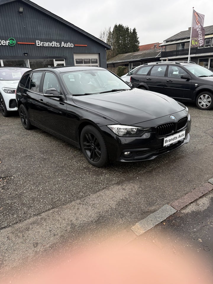 BMW 320d 2,0 Touring aut. 5d