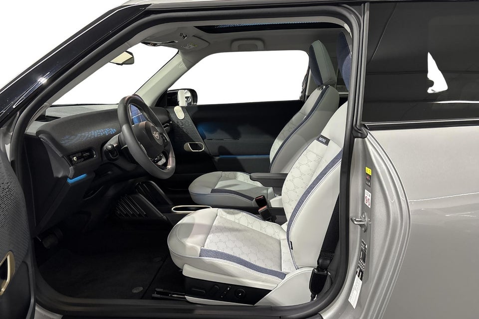 MINI Cooper SE Classic Trim XL 3d