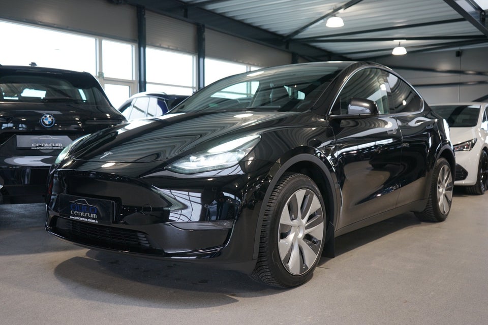 Tesla Model Y Long Range AWD 5d