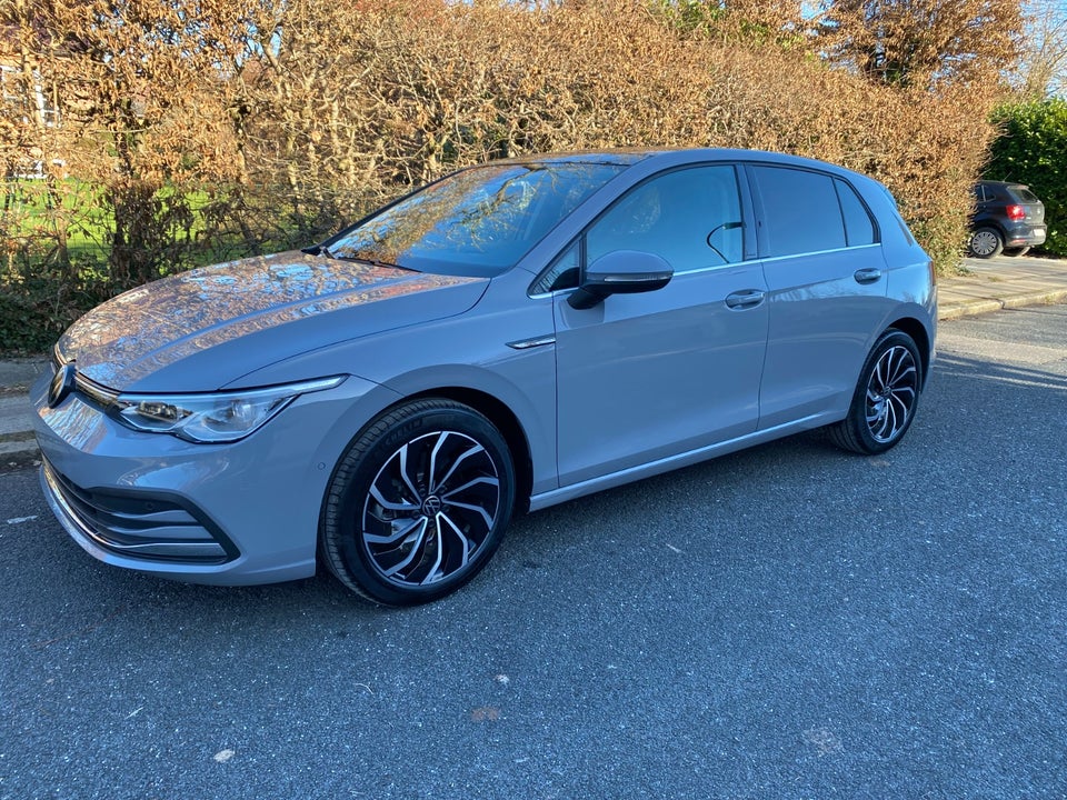 VW Golf VIII 1,5 TSi 150 Style 5d