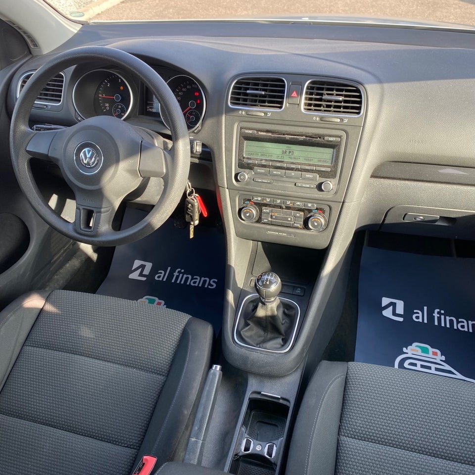 VW Golf VI 1,6 TDi 105 Comfortline BMT 5d