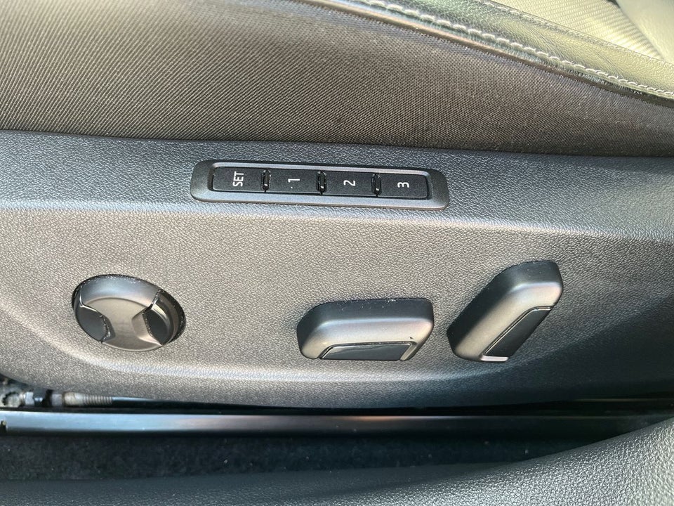 Skoda Octavia 1,4 TSi iV Plus Combi DSG 5d