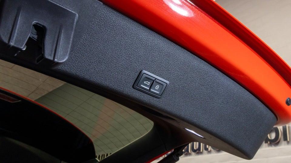 Audi e-tron 55 S-line quattro 5d