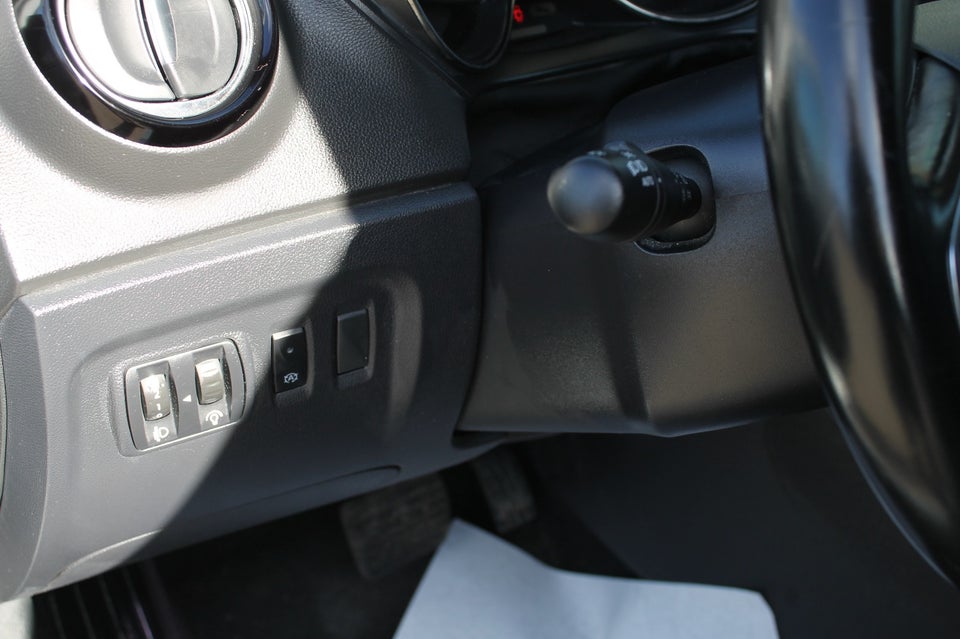 Renault Captur 1,5 dCi 90 Intens EDC Van 5d