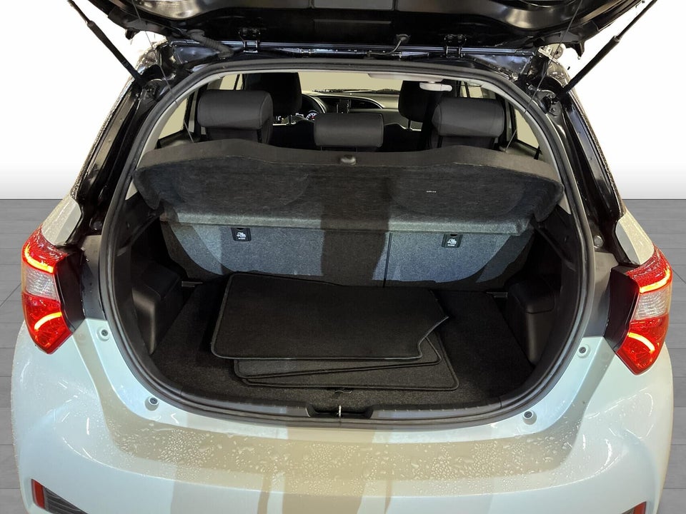 Toyota Yaris 1,0 VVT-i T2 Limited 5d