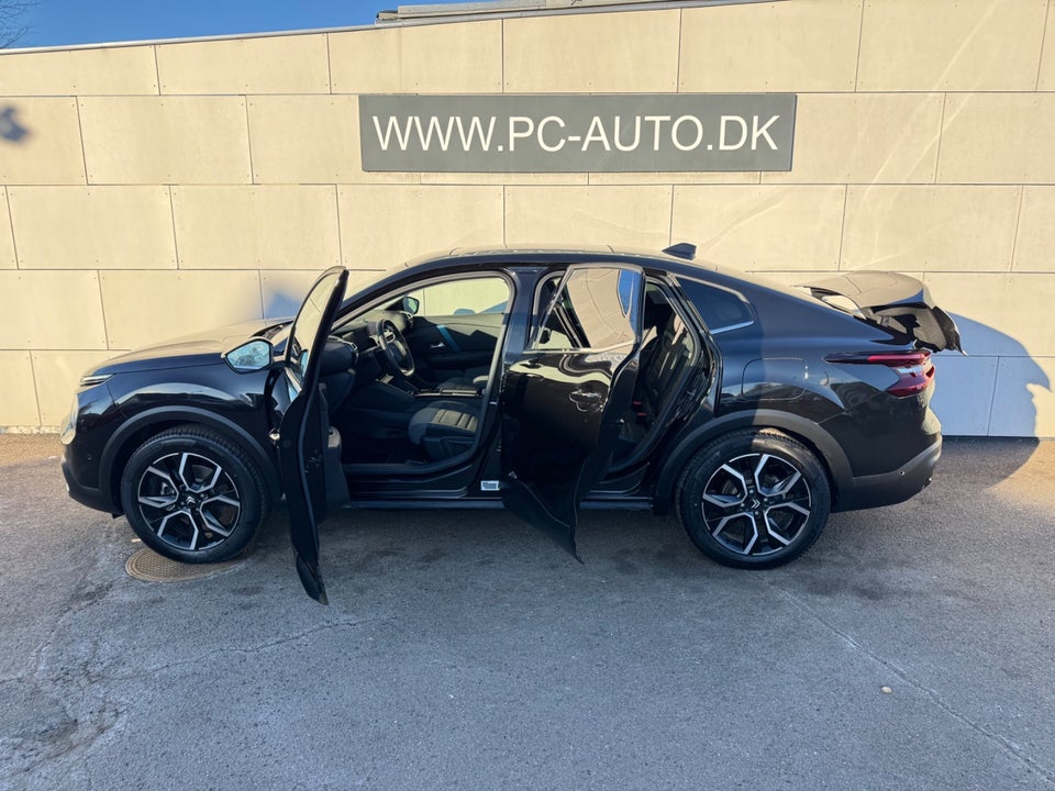 Citroën ë-C4 X 50 Shine 4d