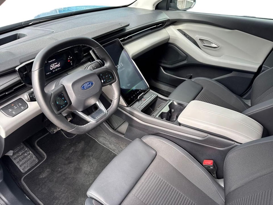Ford Explorer 77 Premium Extended Range 5d