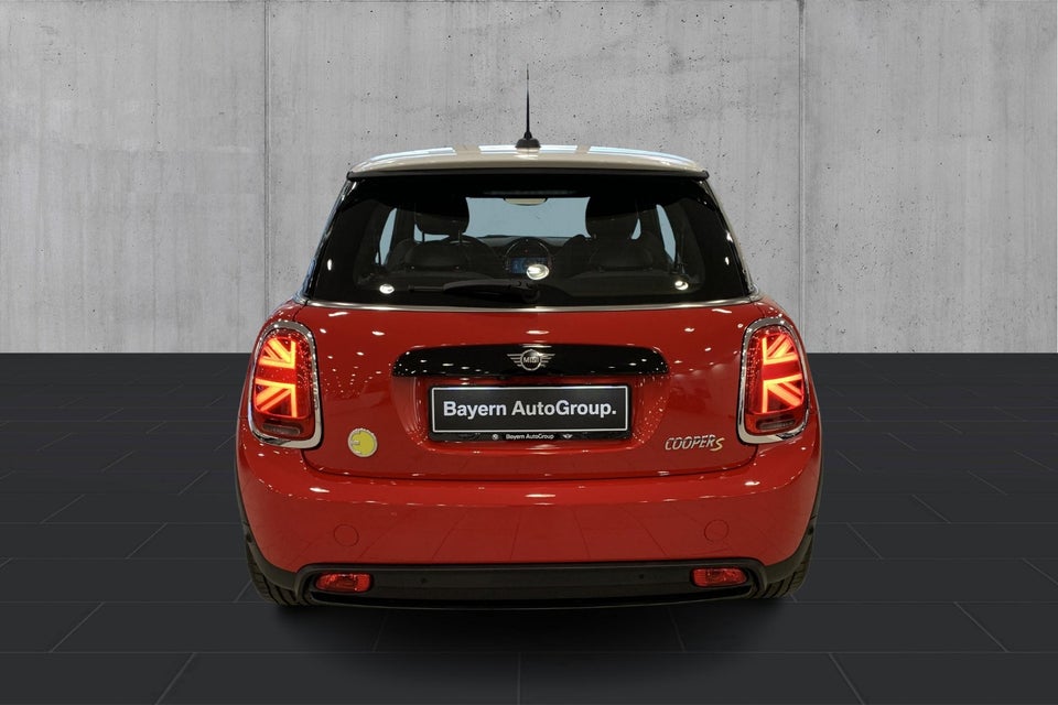 MINI Cooper SE Trim S 3d