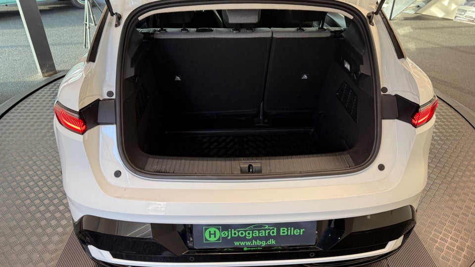 Renault Megane E-Tech 60 Equilibre 5d