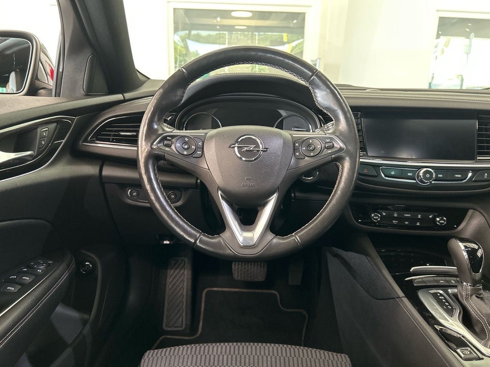 Opel Insignia 2,0 D 174 Business Exclusive Sports Tourer aut. 5d