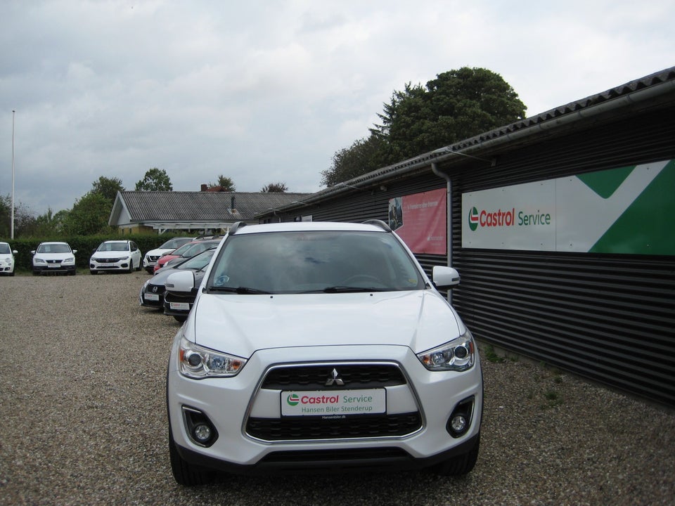 Mitsubishi ASX 1,6 Invite 5d