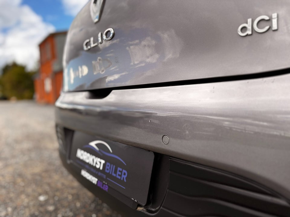 Renault Clio IV 1,5 dCi 75 Expression 5d