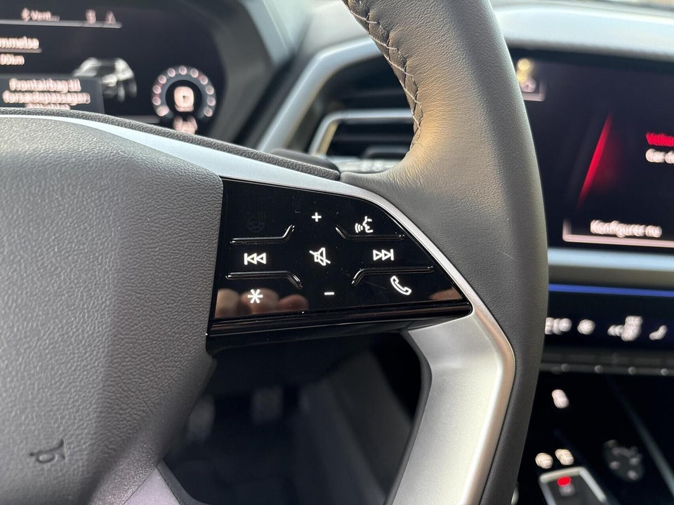 Audi Q4 e-tron 45 Progress quattro 5d