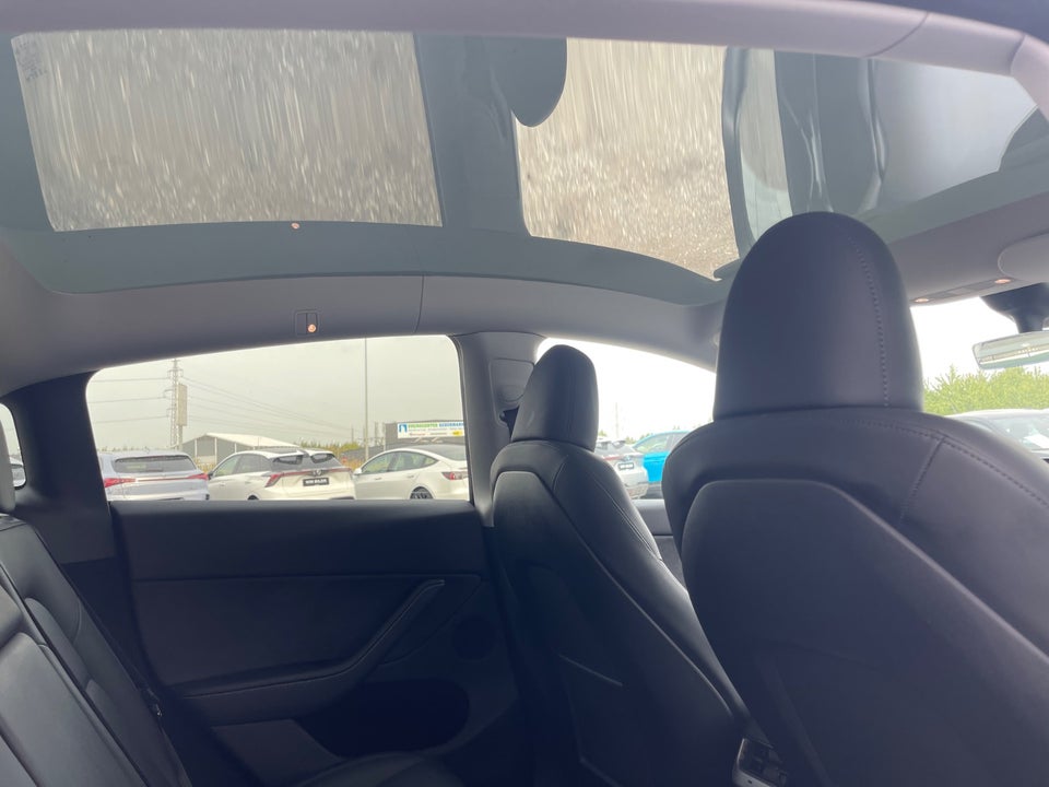 Tesla Model Y Long Range RWD 5d