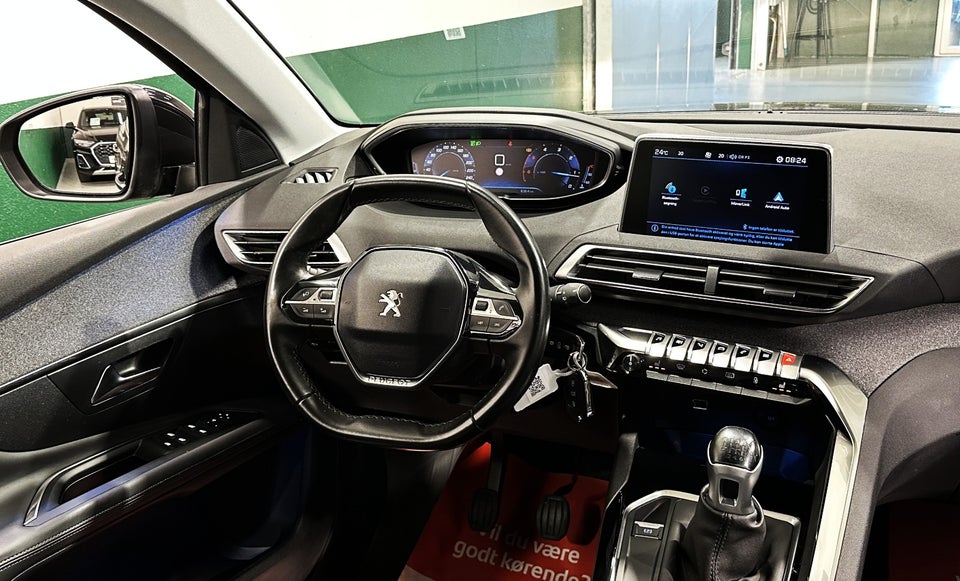 Peugeot 3008 1,6 BlueHDi 120 Allure 5d