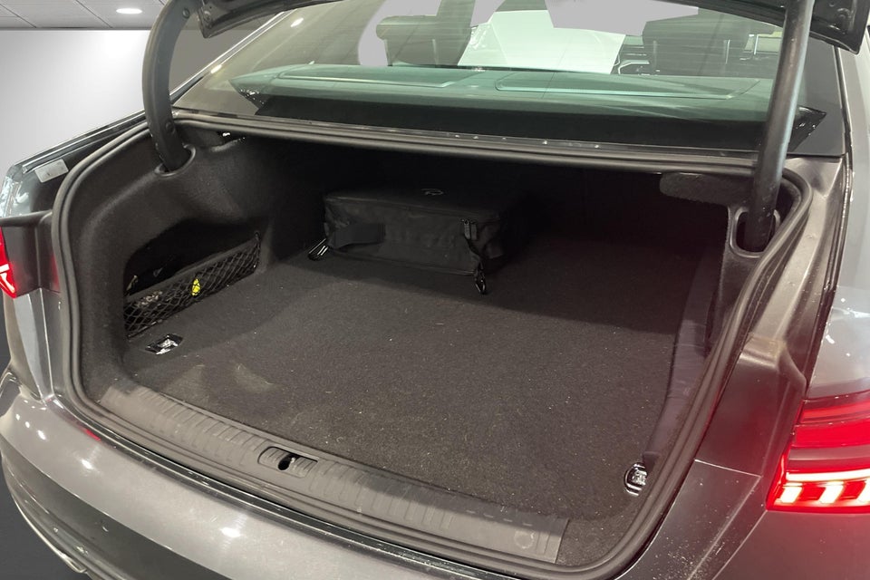 Audi A6 50 TFSi e S-line quattro S-tr. 4d