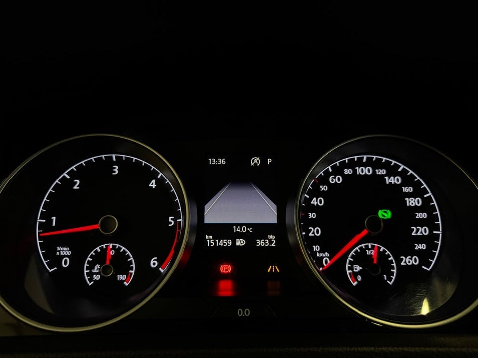 VW Golf VII 1,6 TDi 115 IQ.Drive Variant DSG 5d