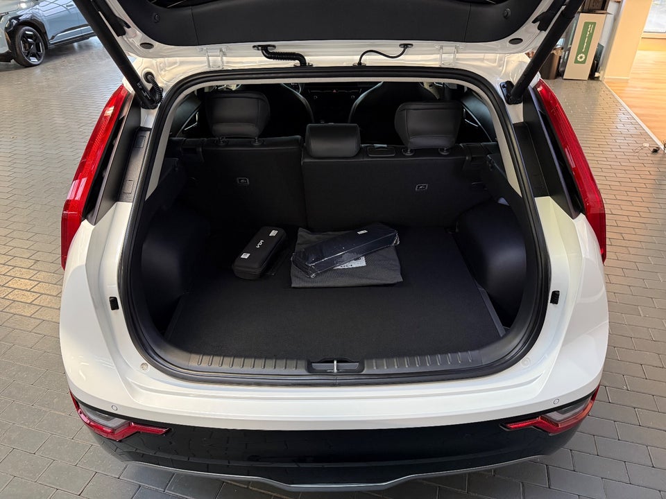 Kia Niro 64 EV Upgrade 5d