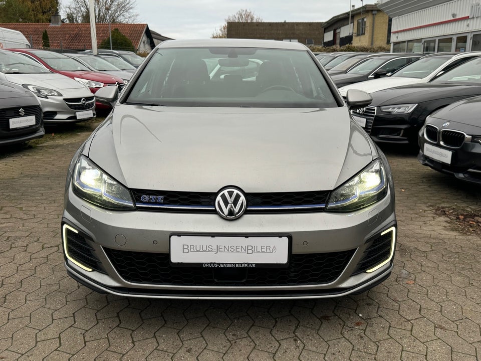 VW Golf VII 1,4 GTE DSG 5d