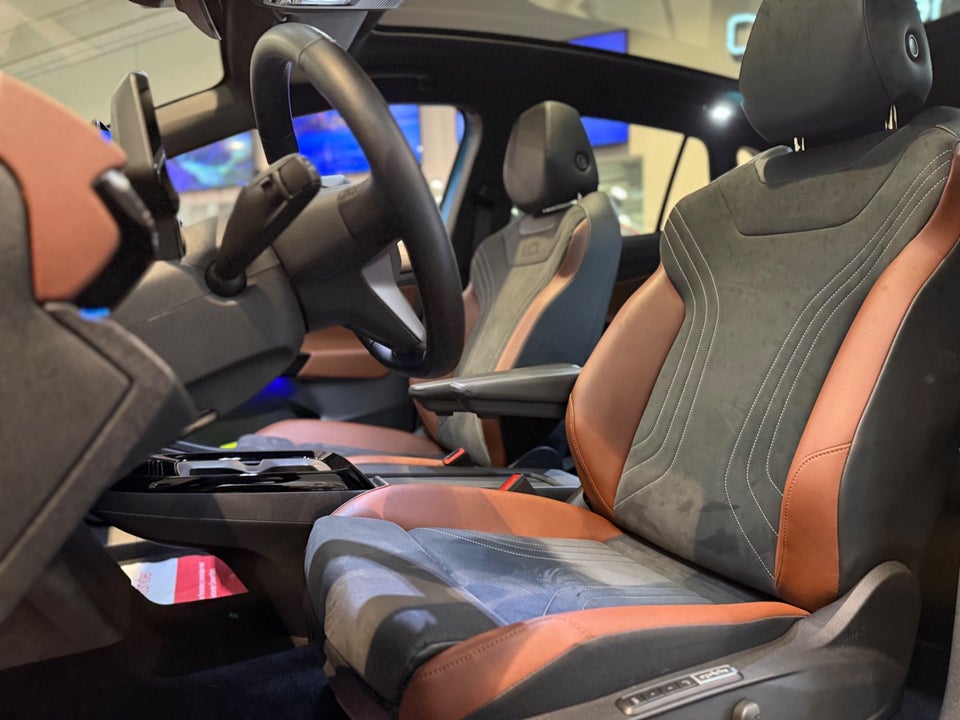 VW ID.4 77 Pro Performance Tech 5d