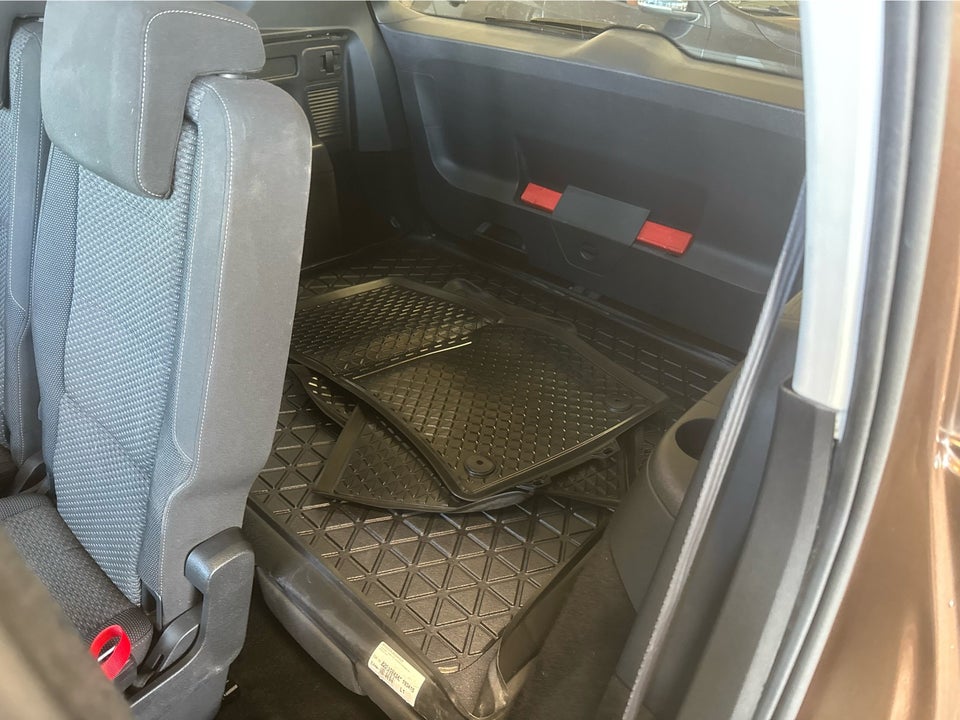 VW Touran 1,4 TSi 150 Comfortline DSG 7prs 5d