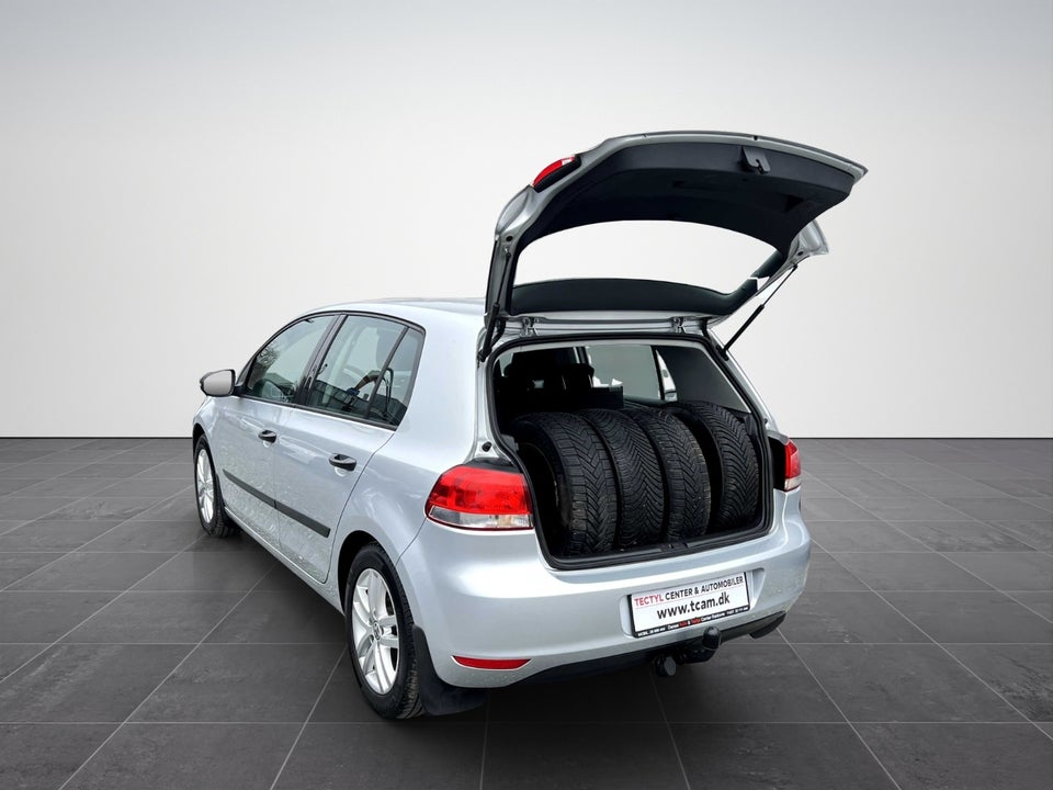VW Golf VI 1,4 16V Trendline 5d