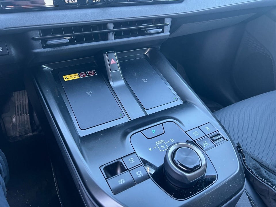 Toyota bZ4X 73 Executive AWD 5d