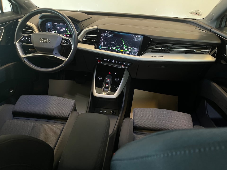 Audi Q4 e-tron 40 S-line 5d