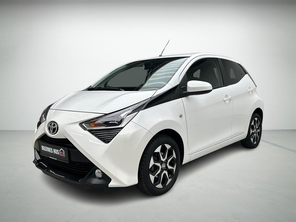 Toyota Aygo 1,0 VVT-i x-sky x-shift 5d