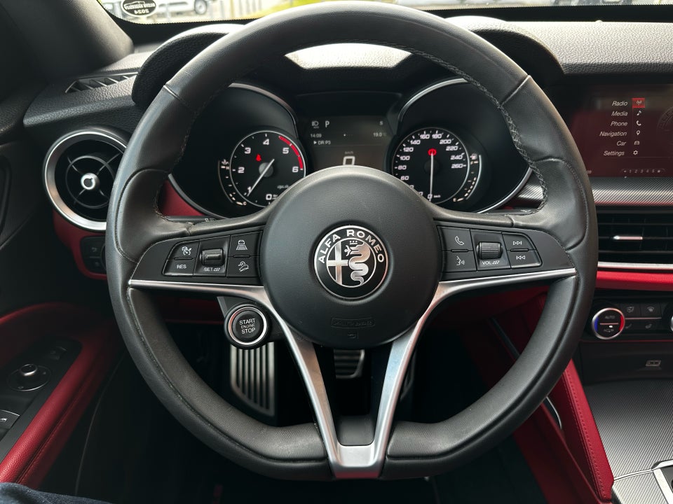 Alfa Romeo Stelvio 2,2 JTD 210 Super aut. Q4 5d