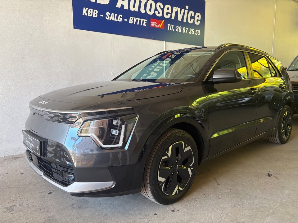 Kia Niro 64 EV Prestige 5d