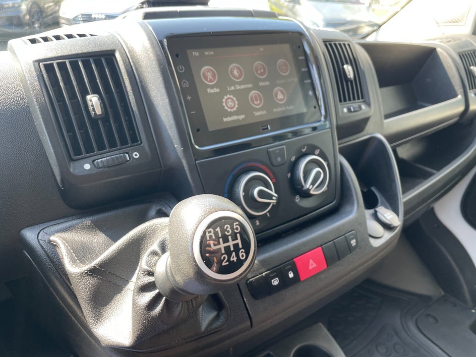 Peugeot Boxer 435 2,2 BlueHDi 165 L3H2 Premium