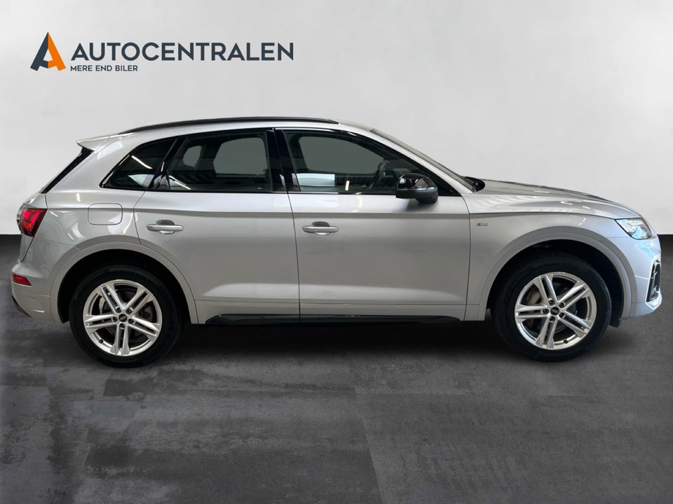 Audi Q5 50 TFSi e S-line quattro S-tr. 5d