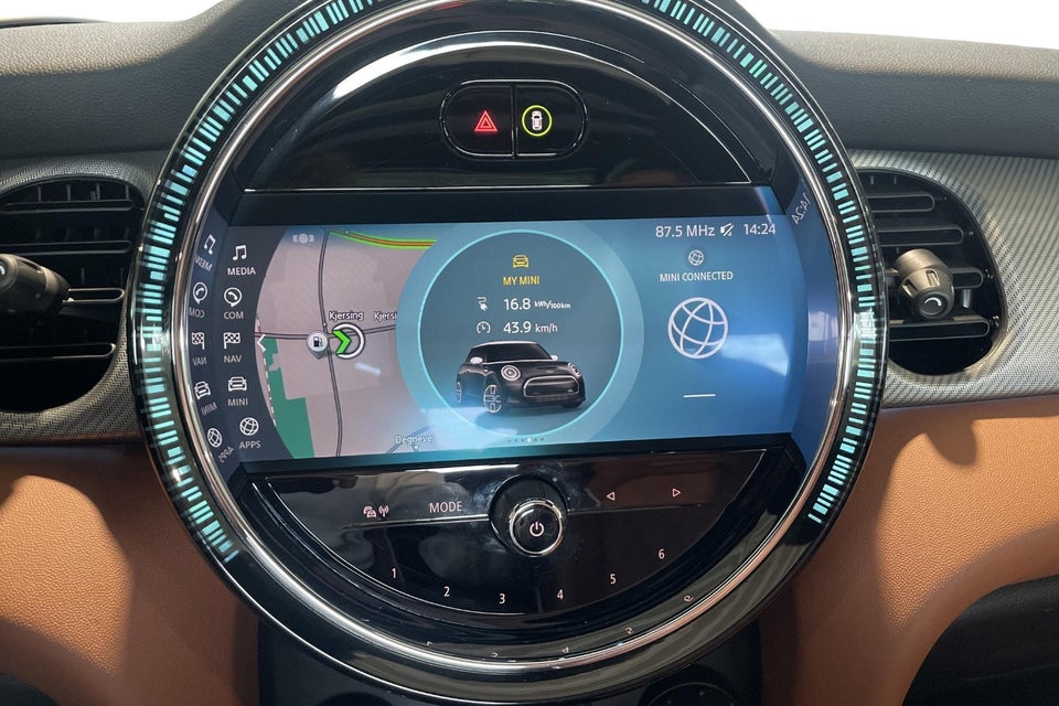 MINI Cooper SE Maximise 3d