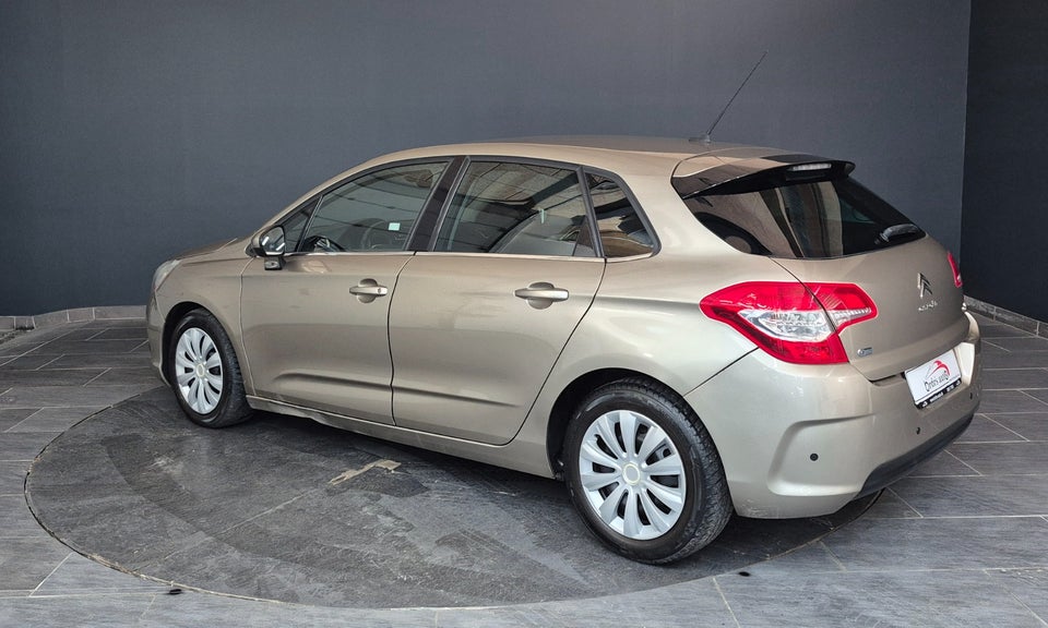 Citroën C4 1,6 e-HDi 112 Seduction E6G 5d