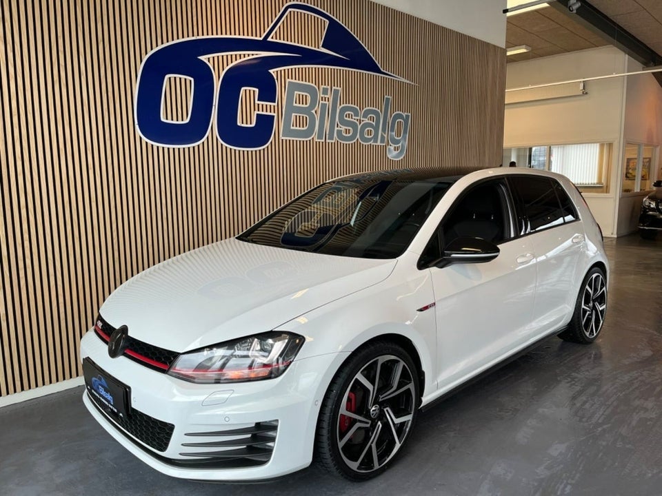 VW Golf VII 2,0 GTi Performance DSG BMT 5d