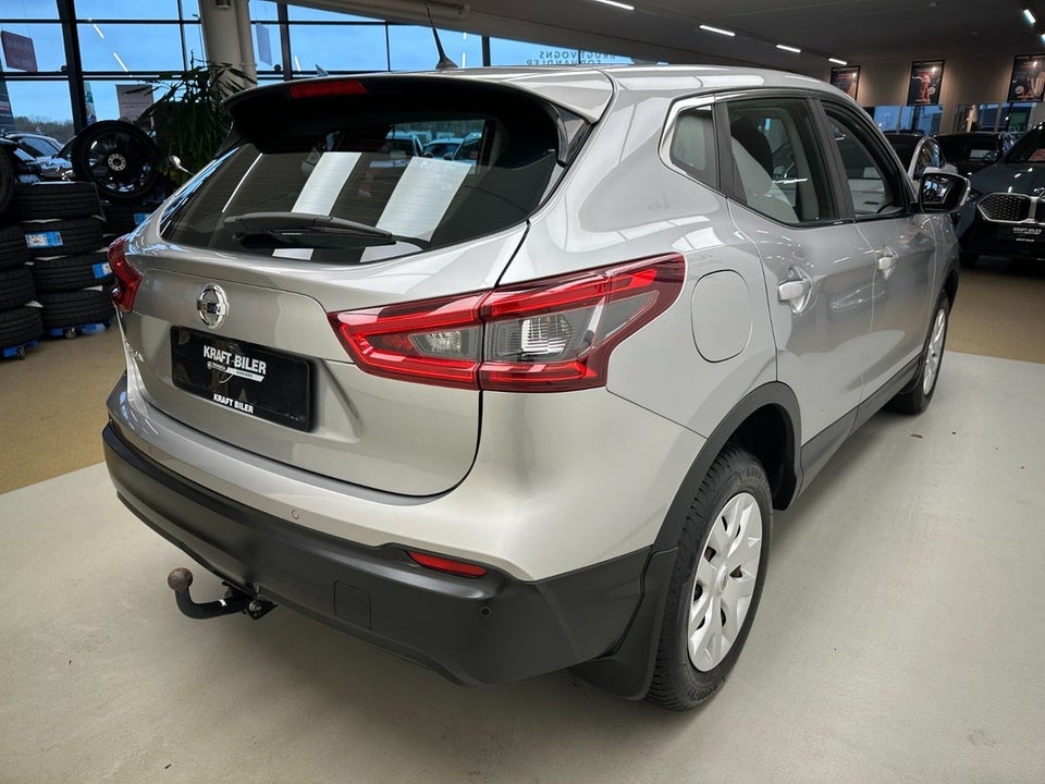 Nissan Qashqai 1,5 dCi 115 Visia 5d