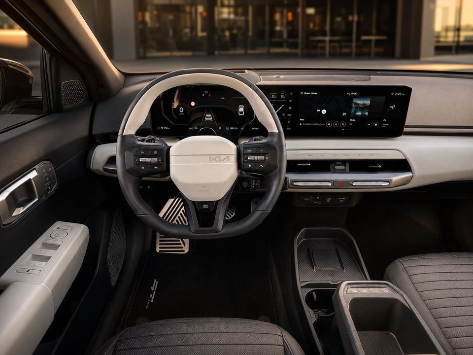 Kia EV4 81 Long Range Upgrade Fastback 4d